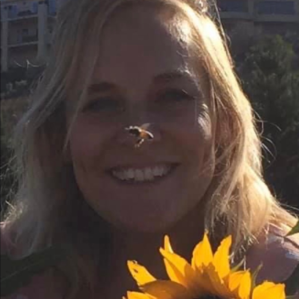 Meet your Posher, Kelly